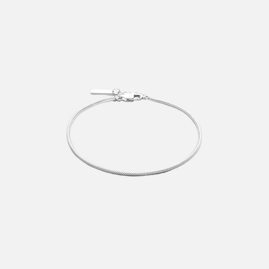 Minimal Bracelet in Silver