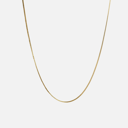 Minimal Box Chain in Gold